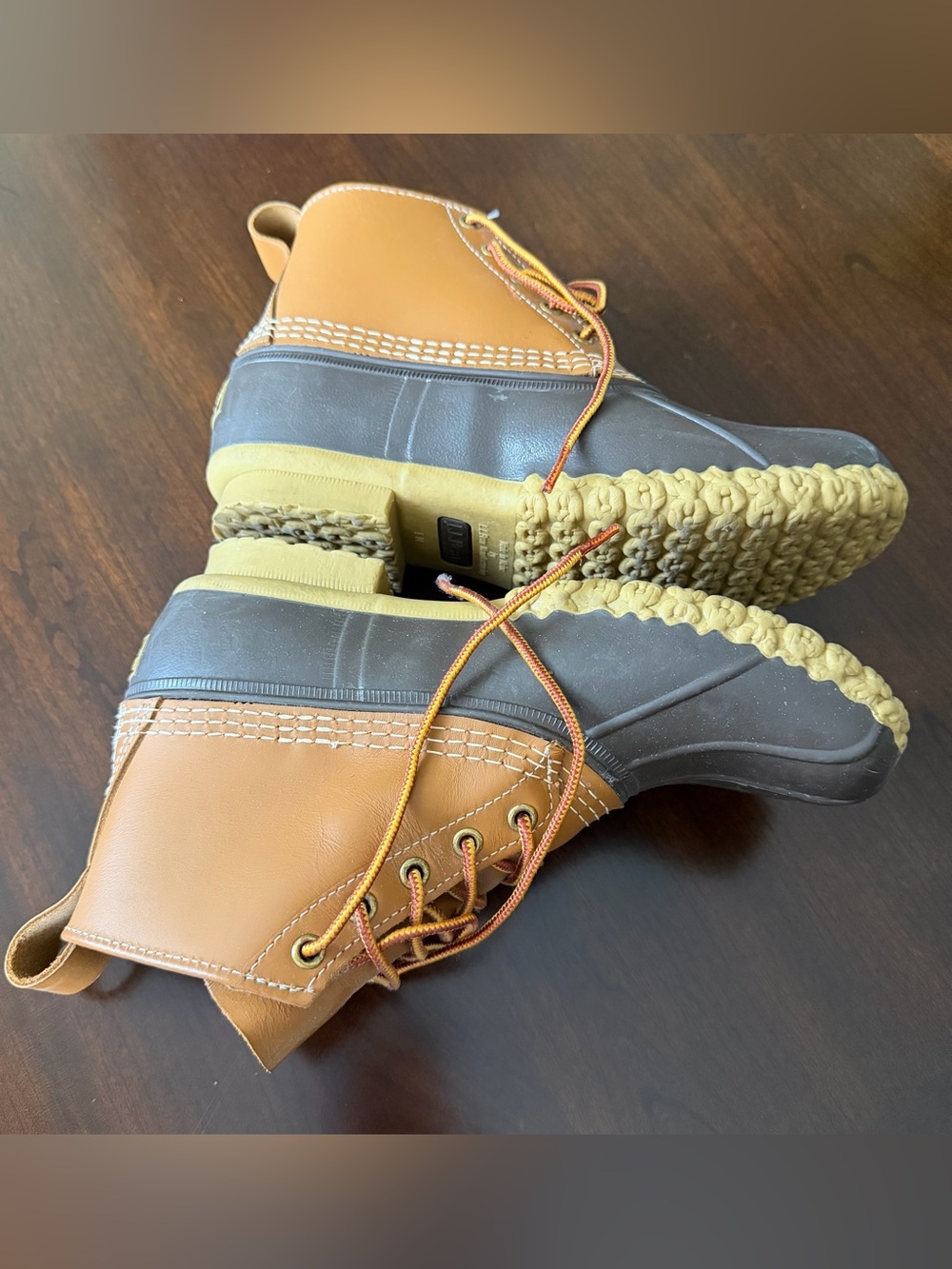 L.L.Bean Duck Bean Boots US Size 7 M, 6”Height Waterproof Leather Rubber - NEW - Picture 6 of 8